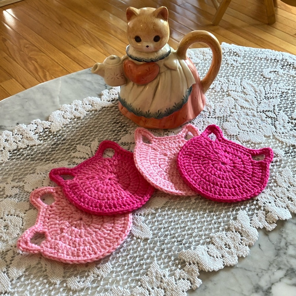 NWOT Handmade Crocheted Coaster Set